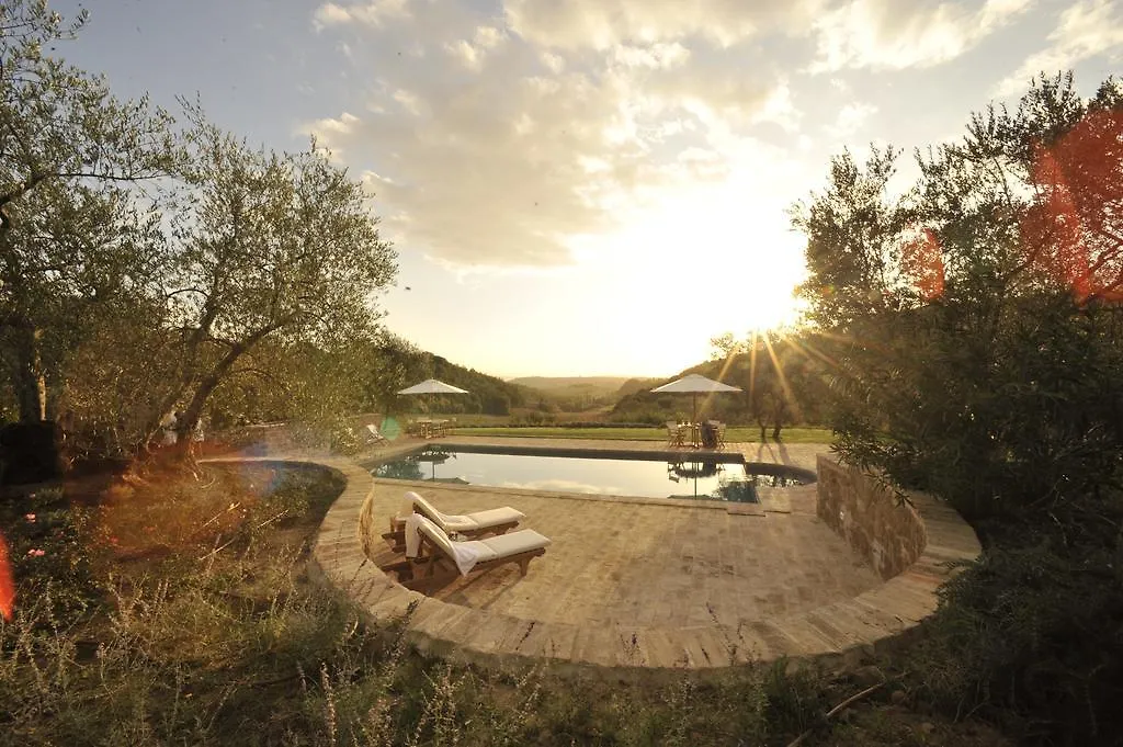Tenuta Santo Pietro Pienza 0*,  Italy