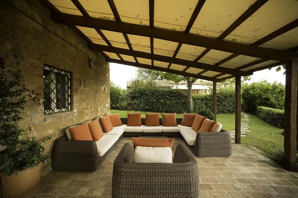 Tenuta Santo Pietro Pienza 0*,  Italy